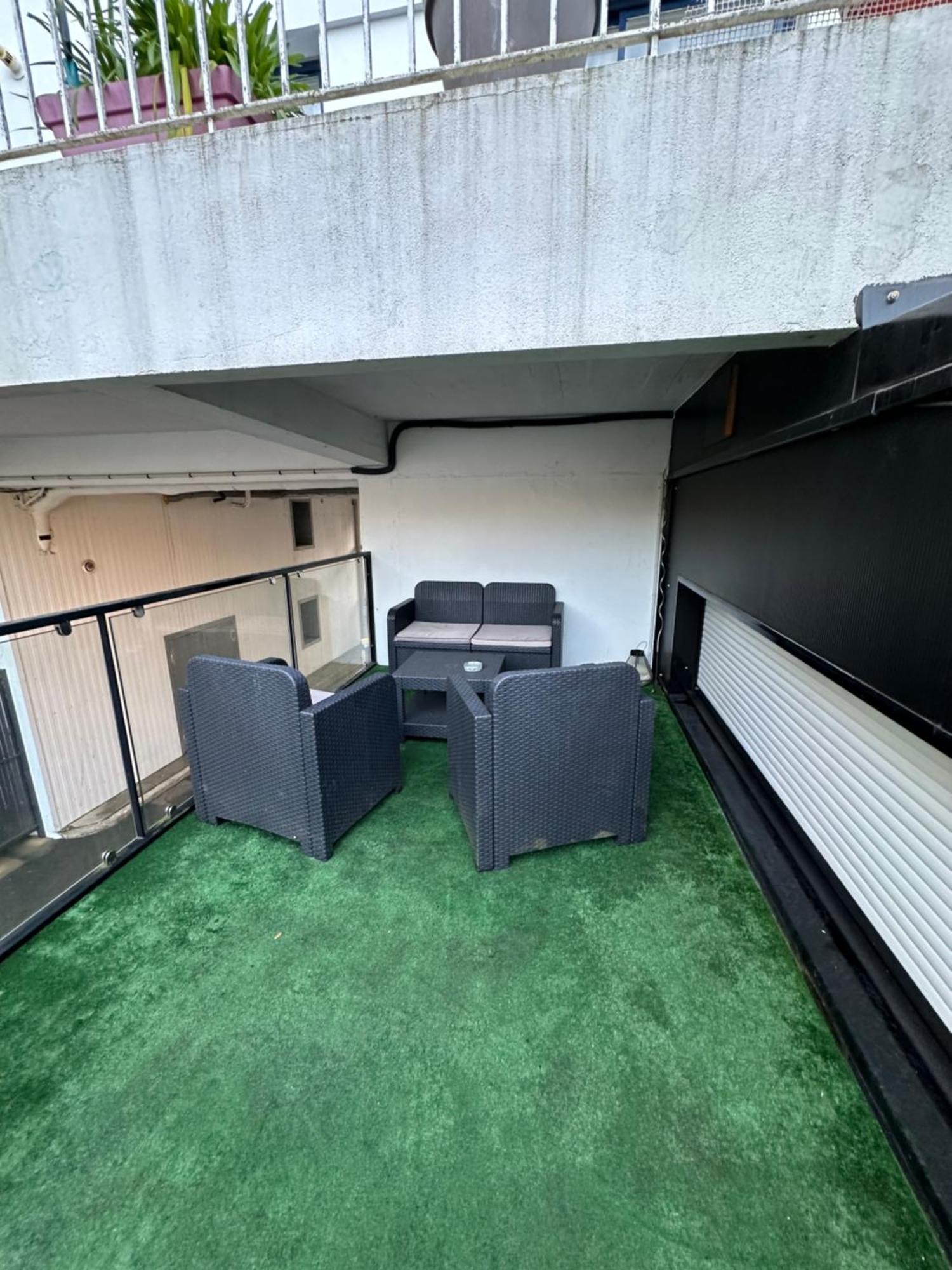 Le Saint Symphorien, Parking Gratuit Privee Apartment Ван Екстериор снимка